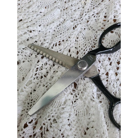Vintage Spitz Pinking Shears 7” Sewing Scissors Japan - Picture 3 of 3